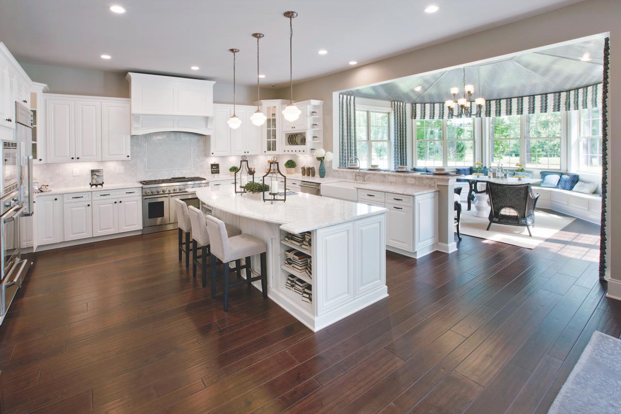 Best luxury kitchen design ideas for small spaces